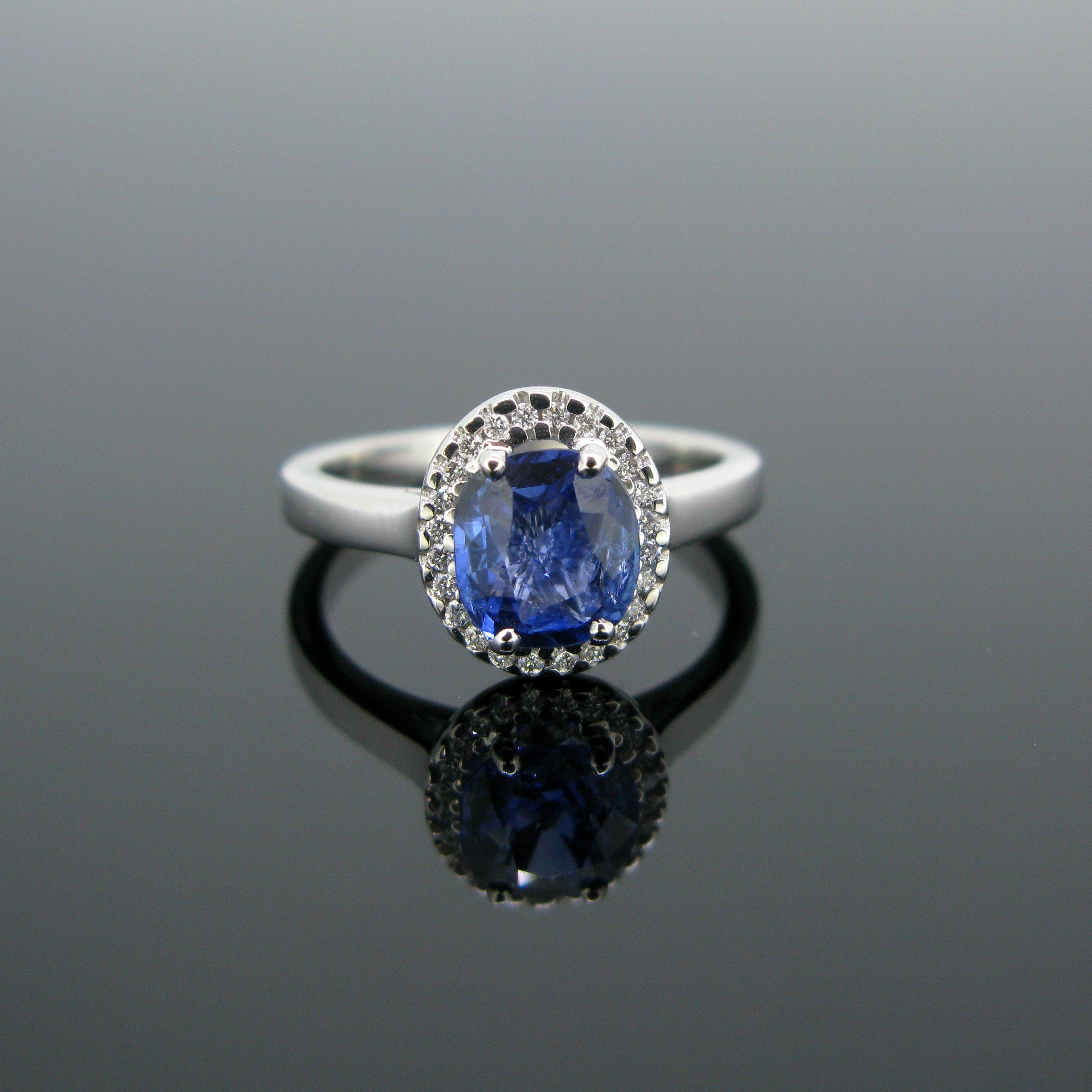Cushion Ceylan Sapphire & Diamond Cluster Ring – Heritagem