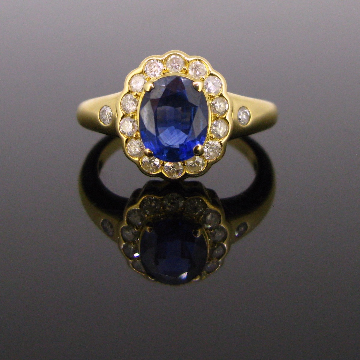 Sapphire Cluster Diamonds Ring – Heritagem