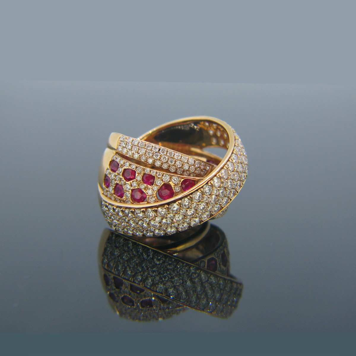 Modern Pave Bombe Diamonds & Ruby Ring – Heritagem