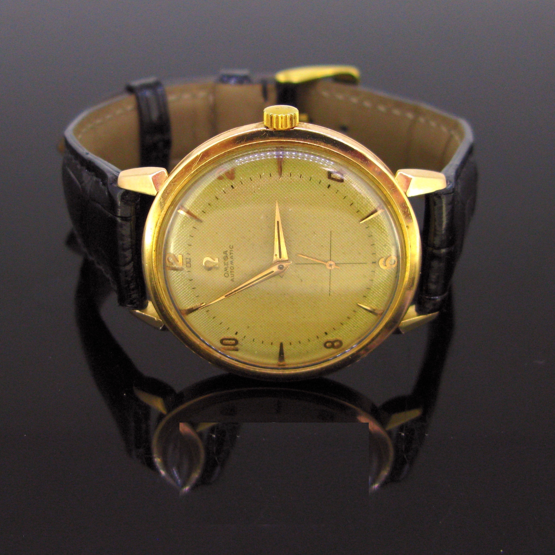 Vintage Omega Gold Manuel Wind Wristwatch